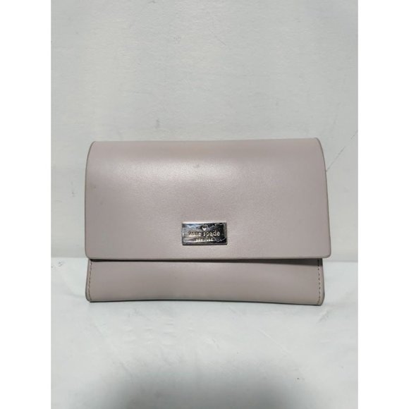 kate spade Handbags - Kate Spade New York Taupe Cyra Clutch Wallet